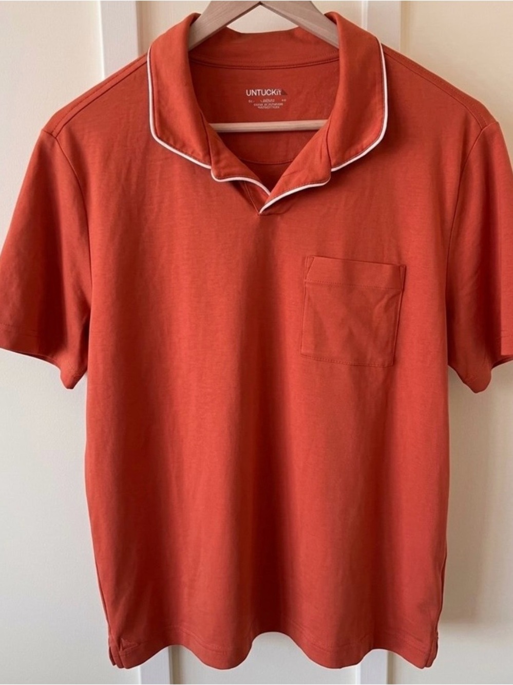 UNTUCKit Shirt Mens L Orange Altavia Johnny Collar Polo Golf Pocket Tee Collared